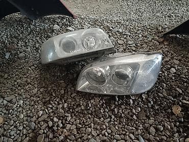 Комплект передних фар Hyundai