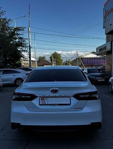 Продажа авто: Toyota Camry: 2022 г., 2.5 л, Вариатор, Гибрид, Седан — 5