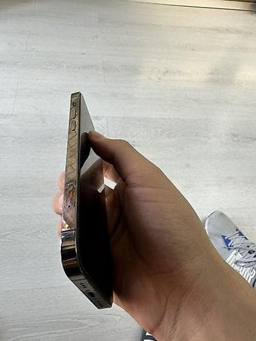 apple 6: IPhone 12 Pro, Б/у, 128 ГБ, Графит, Чехол — 6