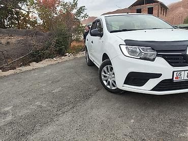 Renault: Renault Logan: 2018 г., 1.6 л, Механика, Бензин, Седан — 4