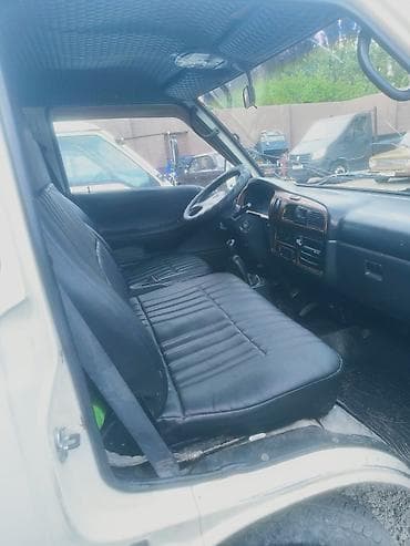 серви 2: Hyundai Porter: 2002 г., 2.6 л, Механика, Дизель — 6
