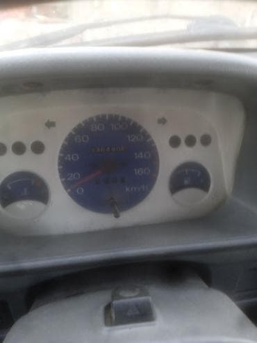 Унаа: Daewoo Tico: 1998 г., Кол менен иштөөчү, Бензин, Хетчбек — 5