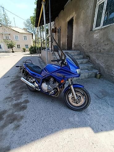 россрочку: Классический мотоцикл Yamaha, 900 куб. см, Бензин, Взрослый — 8