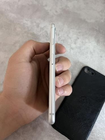 iphone 11 max: IPhone 8, Б/у, 64 ГБ, Белый, Чехол, 89 % — 10