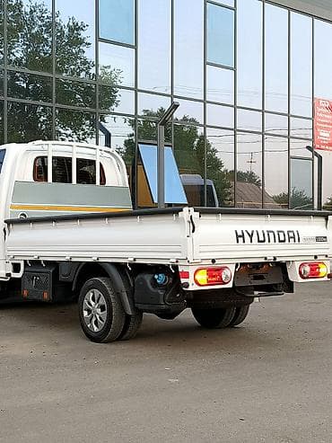 самые дешёвые машина: Hyundai Porter: 2020 г., 2.5 л, Типтроник, Дизель, Пикап — 10