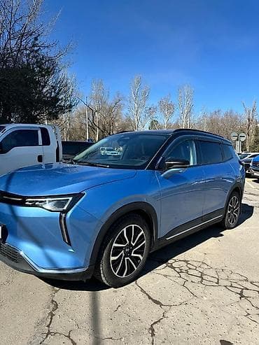 Транспорт: Weltmeister W6, 2022 г., 90000 км, Передний, В наличии — 1