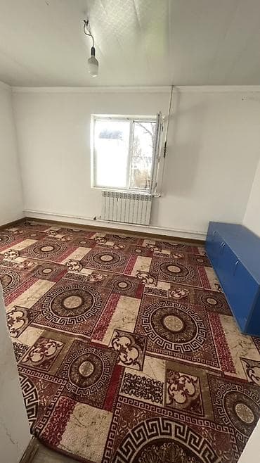 Сдаётся в 2-х комнатном квартире, для 3 девушек.Удобства, мебель есть