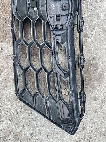 решетка радиатора субару: Решетка радиатора Subaru Оригинал — 8