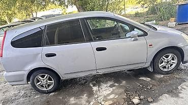 Унаа: Honda Stream: 2001 г., 1.7 л, Кол менен иштөөчү, Бензин, Вэн/Минивэн — 3