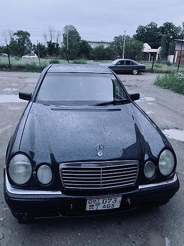 Продажа авто: Mercedes-Benz E-Class: 1997 г., 3.2 л, Автомат, Бензин, Седан — 4