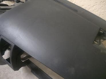 lend cruizer: Панель на тойоту секвойу 2008>, чёрного цвета, реставрированная — 1