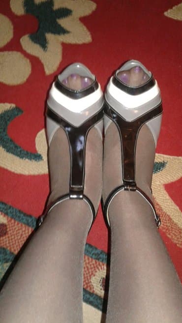 леон: 1)-37 рр покупала в леоне. Для танцев само то 2)- 41 рр подойдёт на — 3