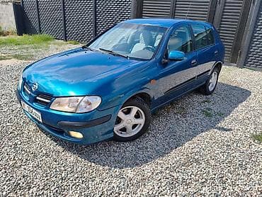 Nissan Almera: 2002 г., 1.8 л, Автомат, Бензин, Хетчбек — 1