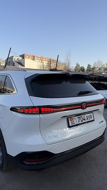 3c te: Changan CS75 Plus: 2025 г., 1.5 л, Автомат, Бензин, Внедорожник — 4