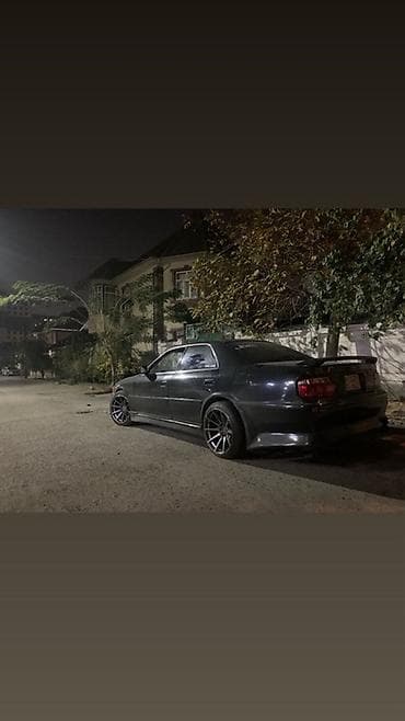 mazda 626 2 2: Toyota Chaser: 2000 г., Седан — 2