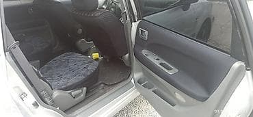 митсубиси спес стар: Mitsubishi Space Wagon: 2000 г., 2 л, Автомат, Бензин — 6