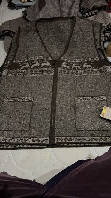 вязание пончо для полных женщин: Монгольские жилетки. Жилеты из шерсти верблюда — несколько моделей — 7