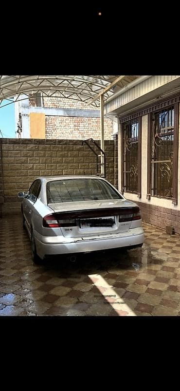 Subaru Legacy: 2001 г.