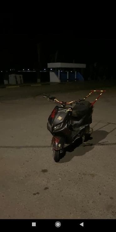 скутеры 150 кубов: Тип скутера M8, 150 куб. см, Бензин — 1