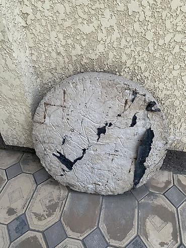 столб жб: Отдам даром крышка люка!Круглая бетонная плита/диск. - Материал — 3