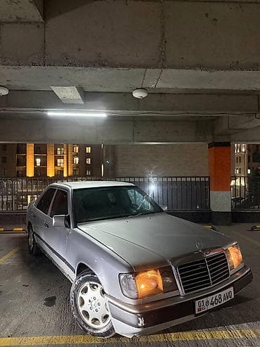 merc 210: Mercedes-Benz E-Class: 1988 г., 2.6 л, Механика, Бензин, Седан — 1