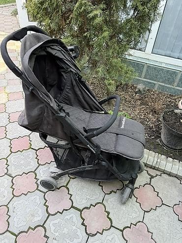 Прогулочная коляска чемодан BeneBaby в универсальном тёмно‑сером