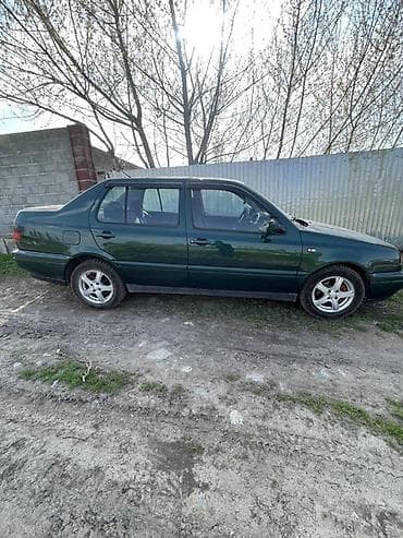 мицубиси спец стар: Volkswagen Vento: 1996 г., 2 л, Ручные, Седан — 2