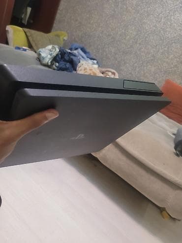 nintendo switch oled: PlayStation 4 Slim (черная) Комплектация: - Консоль PS4 Slim - — 4