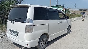 Транспорт: Toyota Voxy: 2004 г., Автомат, Бензин, Минивэн — 2