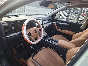 karry k60 ev: Weltmeister W6, 2021 г., 66000 км, Передний, В наличии — 7