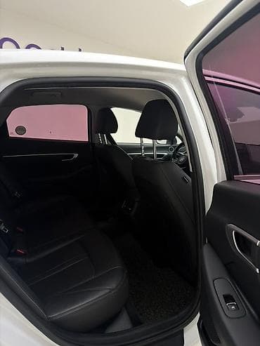 daewoo centra: Hyundai Sonata: 2019 г., 2 л, Автомат, Бензин, Фастбек — 9