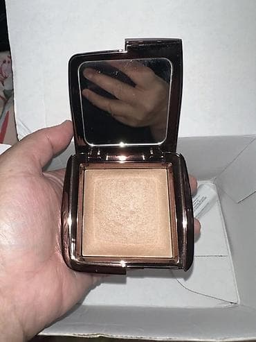 Hourglass Ambient Lighting Powder — оттенок Luminous Light, 10 г (0.35 — 4