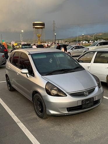 хонда аккорд унуверсал: Honda Fit: 2002 г., 1.3 л, Автомат, Бензин, Хэтчбэк — 3