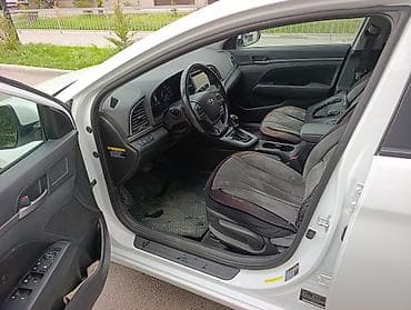 хунда: Hyundai Elantra: 2018 г., 1.4 л, Автомат, Бензин, Седан — 10