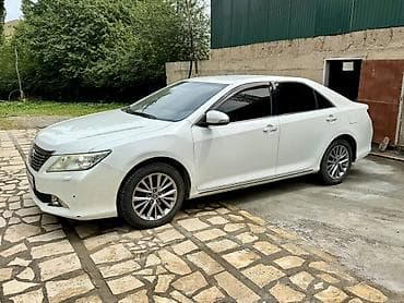 Продажа авто: Toyota Camry: 2014 г., Автомат, Бензин, Седан — 2