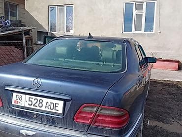 Транспорт: Mercedes-Benz E-Class: 1996 г., 3.2 л, Механика, Газ, Седан — 6