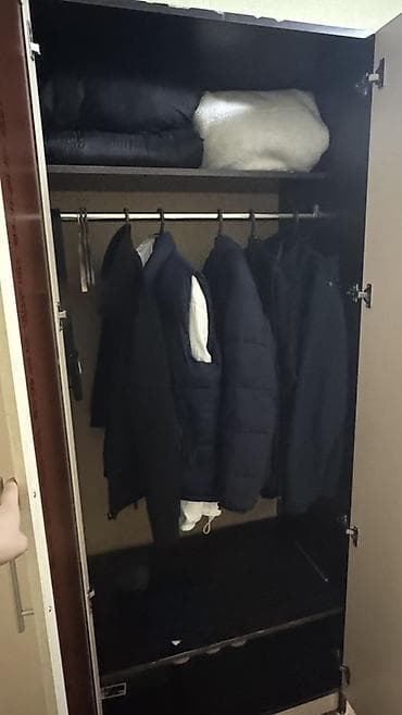 витринные полки б у: Продаю спальный гарнитур, две односпальные кровати, и один большой — 4