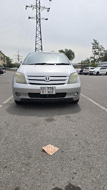 Toyota Ist: 2003 г., 1.5 л, Автомат, Бензин, Хэтчбэк