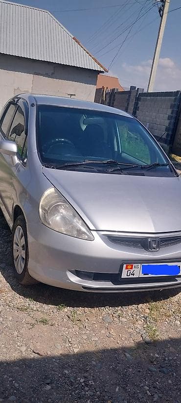 Honda Fit: 2001 г., 1.3 л, Автомат, Бензин, Хетчбек