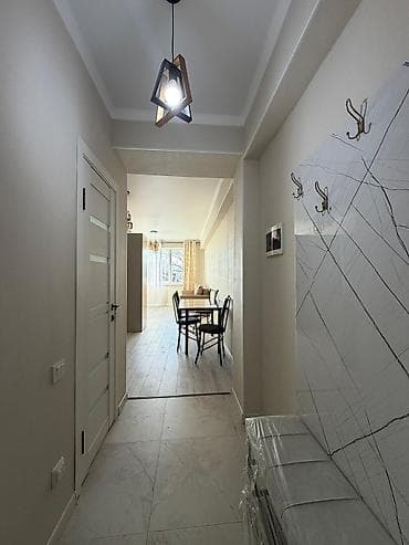 куплю квартиру в городе ош: 1 комната, 28 м², Элитка, 3 этаж, Евроремонт — 5