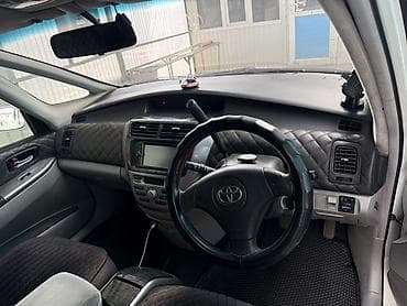 ки к5: Toyota Opa: 2002 г., Автомат, Бензин, Хэтчбэк — 5