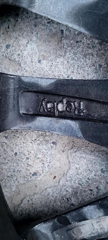 down pipe: Колеса в сборе 225 / 50 / R 17, Зима, 1 шт, Легковые, Литые, отверстий - 5 — 5