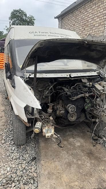 ам т40: Ford Transit: 2004 г., 2.4 л, Механика, Дизель, Фургон — 3