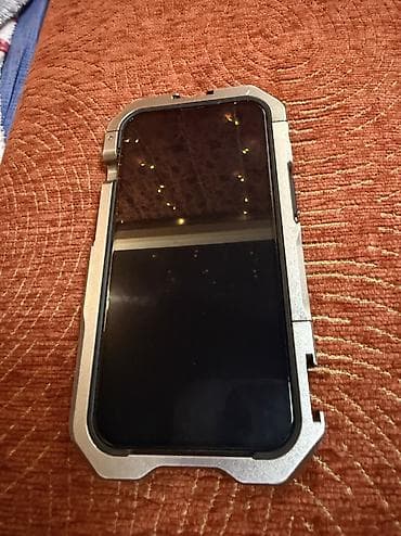 hoco m105: IPhone 13 Pro — 8