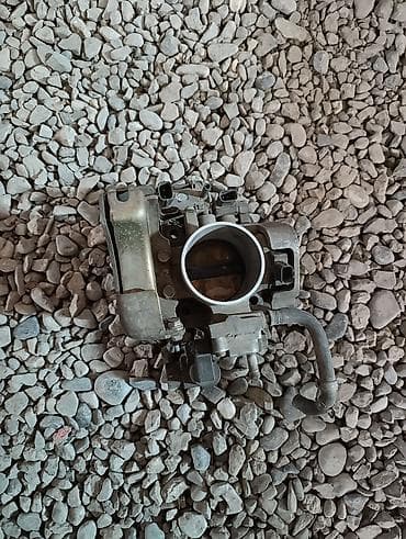 Дроссельная заслонка Honda