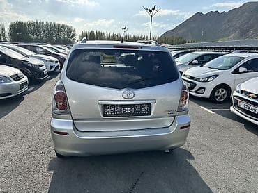 Toyota: Toyota Corolla Verso: 2005 г., 1.8 л, Механика, Бензин, Универсал — 8