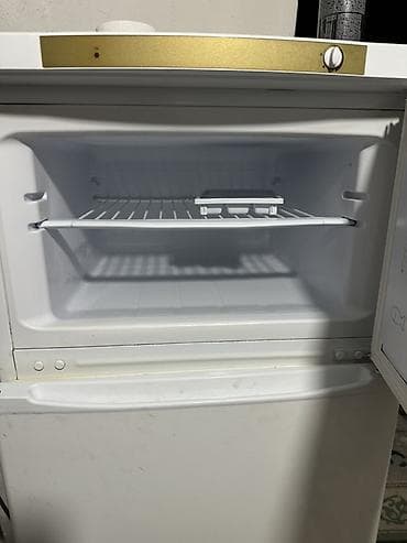 нож ссср: Холодильник Indesit, Б/у, Двухкамерный, 145 * — 7