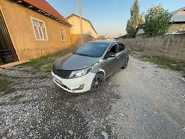 Kia Rio: 2012 г., 1.6 л, Механика, Бензин, Седан at lalafo.kg Kia Rio: 2012 г., 1.6 л, Механика, Бензин, Седан