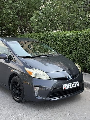 lexus 450d: Toyota Prius: 2012 г., 1.8 л, Вариатор, Гибрид, Лифтбек — 3