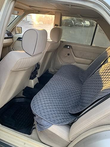 гольф 3 1994: Mercedes-Benz W124: 1988 г., 2.3 л, Механика, Бензин, Седан — 6